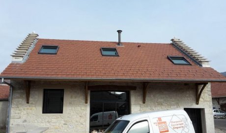 Rénovation et réfection de toitures chez les particuliers à Crémieu